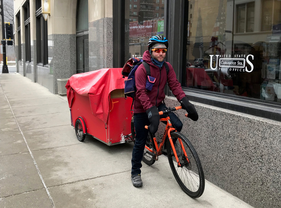 Types of freight: delivery bike